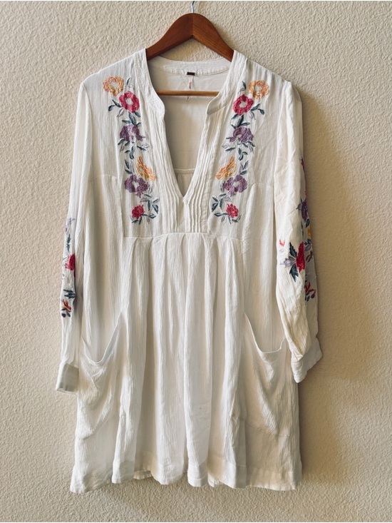 Free People Tops - Free People White Embroidered V-Neck Dress with Multicolor Florals - Size Small